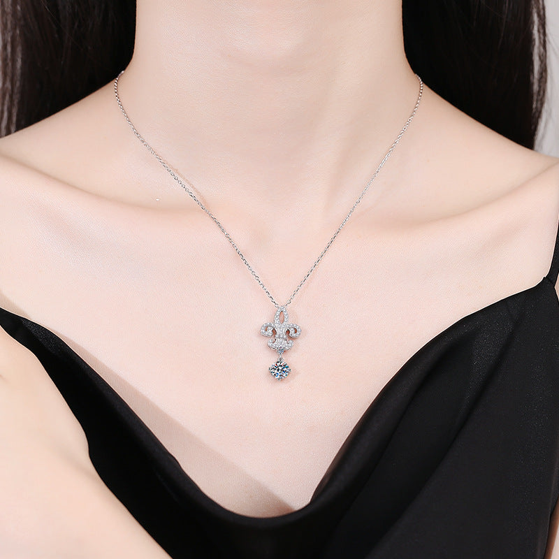 [Peak]ROYAL FLEUR-DE-LIS MOISSANITE PENDANT NECKLACE