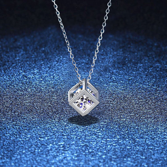 [Peak]GEOMETRIC SUGAR-CUBE MOISSANITE NECKLACE