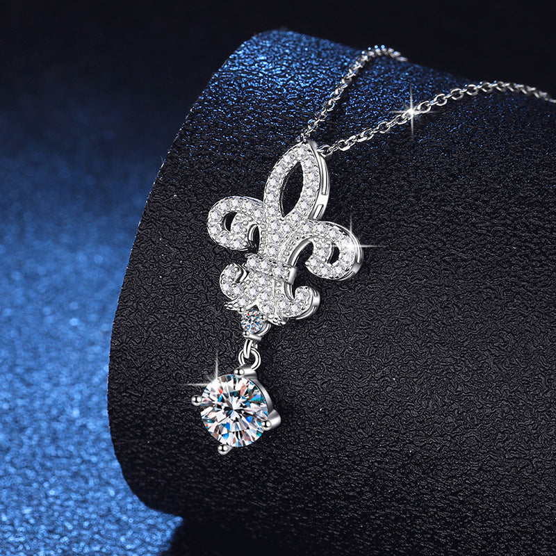 [Peak]ROYAL FLEUR-DE-LIS MOISSANITE PENDANT NECKLACE