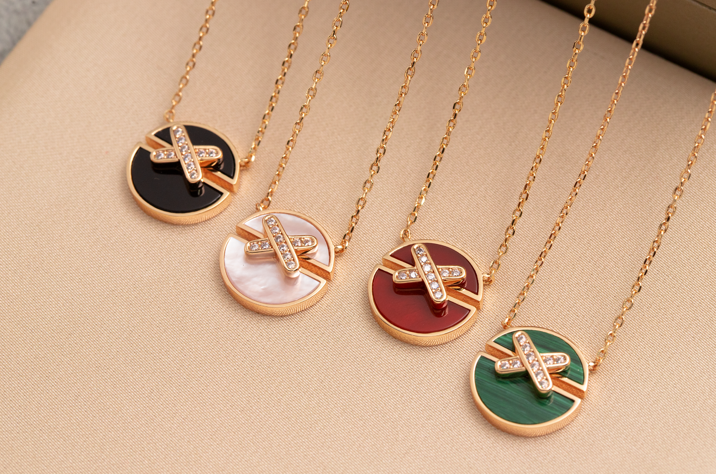 [Peak]JEUX DE ROSE GOLD DIAMOND NECKLACE