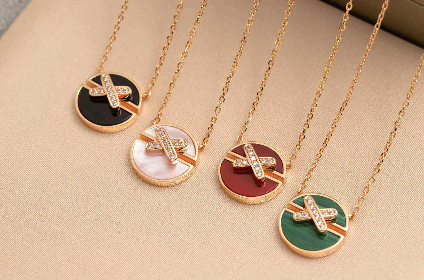 [Peak]JEUX DE ROSE GOLD DIAMOND NECKLACE