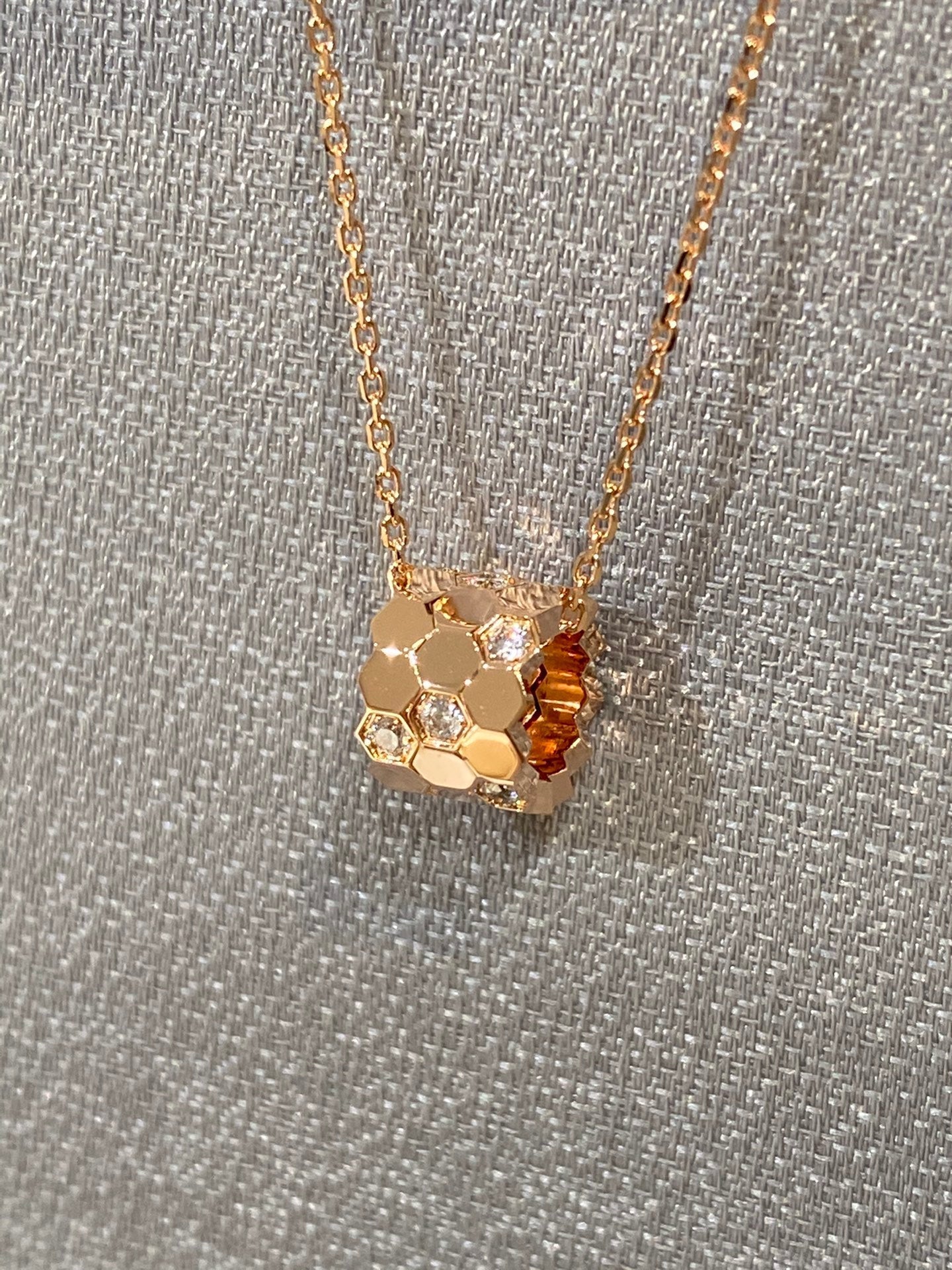 [Peak]BEE LOVE DIAMOND NECKLACE