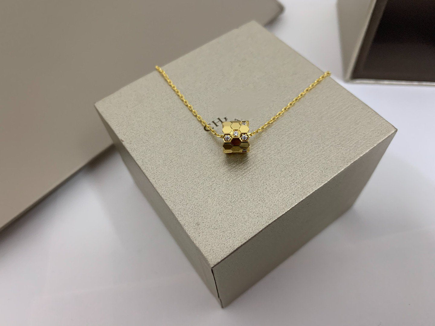 [Peak]BEE LOVE DIAMOND NECKLACE