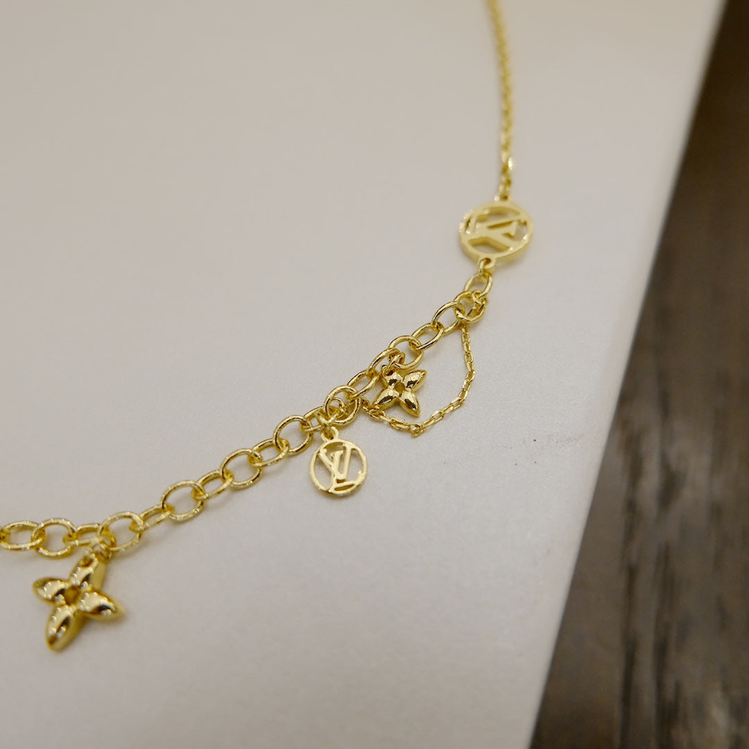[Peak]BLOOMING SUPPLE NECKLACE BRASS