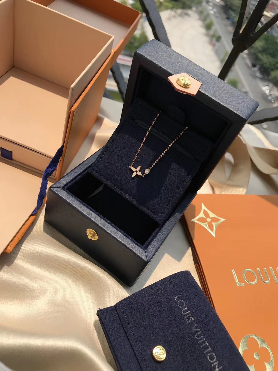 [Peak]BLOSSOM PENDANT ROSE GOLD AND DIAMOND