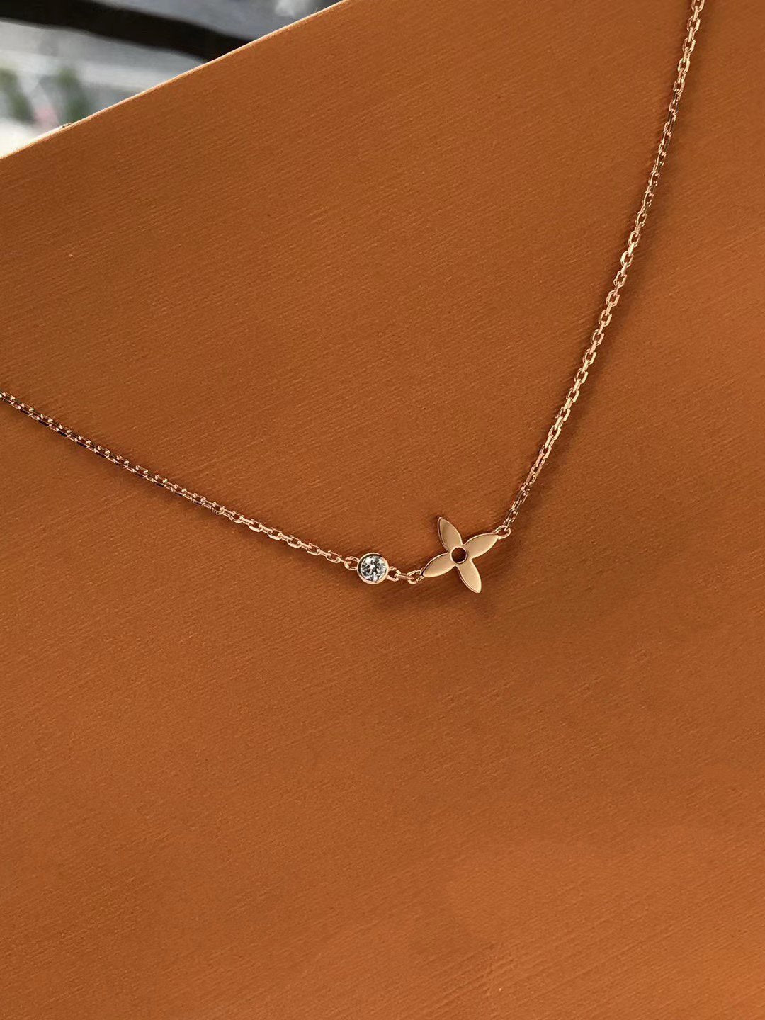 [Peak]BLOSSOM PENDANT ROSE GOLD AND DIAMOND