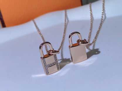 [Peak]HM ADVANCED NICHE LOCK HEAD NECKLACE DIAMONDS