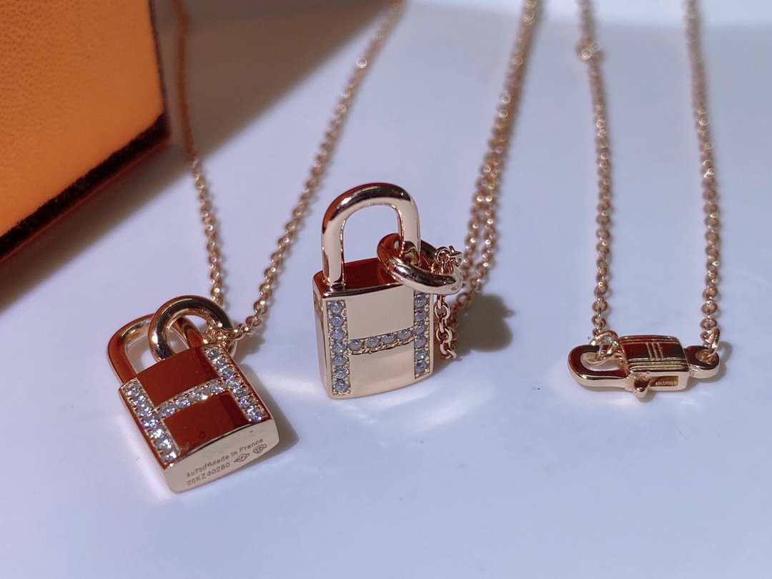 [Peak]HM ADVANCED NICHE LOCK HEAD NECKLACE DIAMONDS