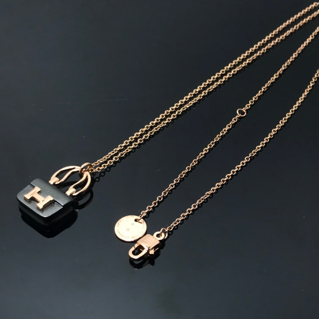 [Peak]WOMEN'S HM AMULETTES CONSTANCE PENDANT NECKLACE