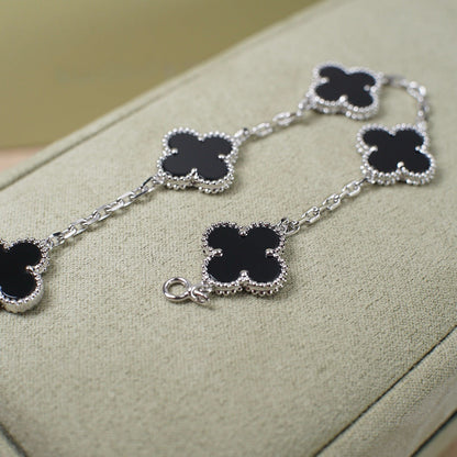 [Peak]LUCKY CLOVER 5-MOTIF BRACELET - BLACK OXNY COLLECTION