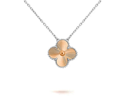 [Peak]15MM CLOVER FLOWER PENDANT NECKLACE WHITE GOLD COLLECTION