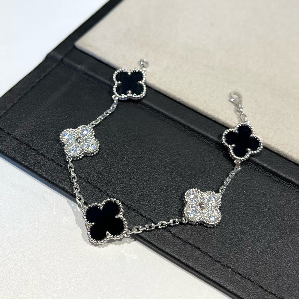[Peak]LUCKY CLOVER 5-MOTIF BRACELET - BLACK OXNY COLLECTION