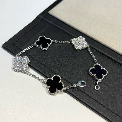 [Peak]LUCKY CLOVER 5-MOTIF BRACELET - BLACK OXNY COLLECTION
