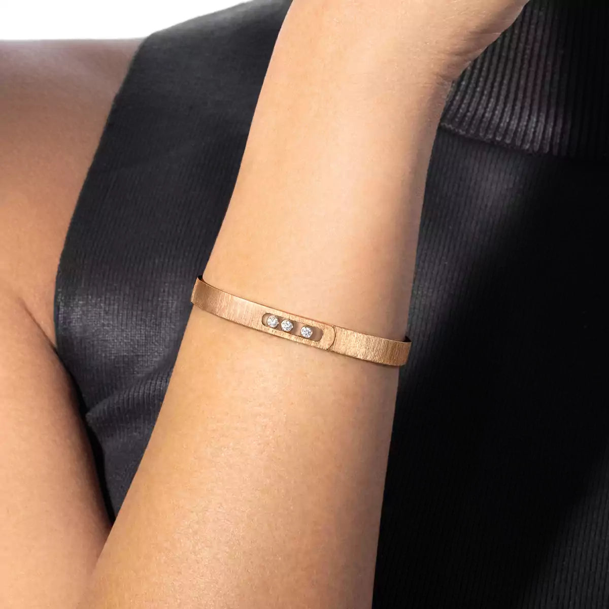 [Peak]MOVE NOA CISELÉ BANGLE BRACELET