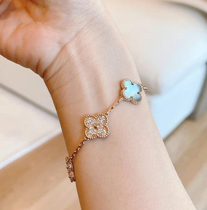 [Peak]LUCKY CLOVER 5-MOTIF BRACELET - GREY MOTHER-OF-PEARL COLLECTION