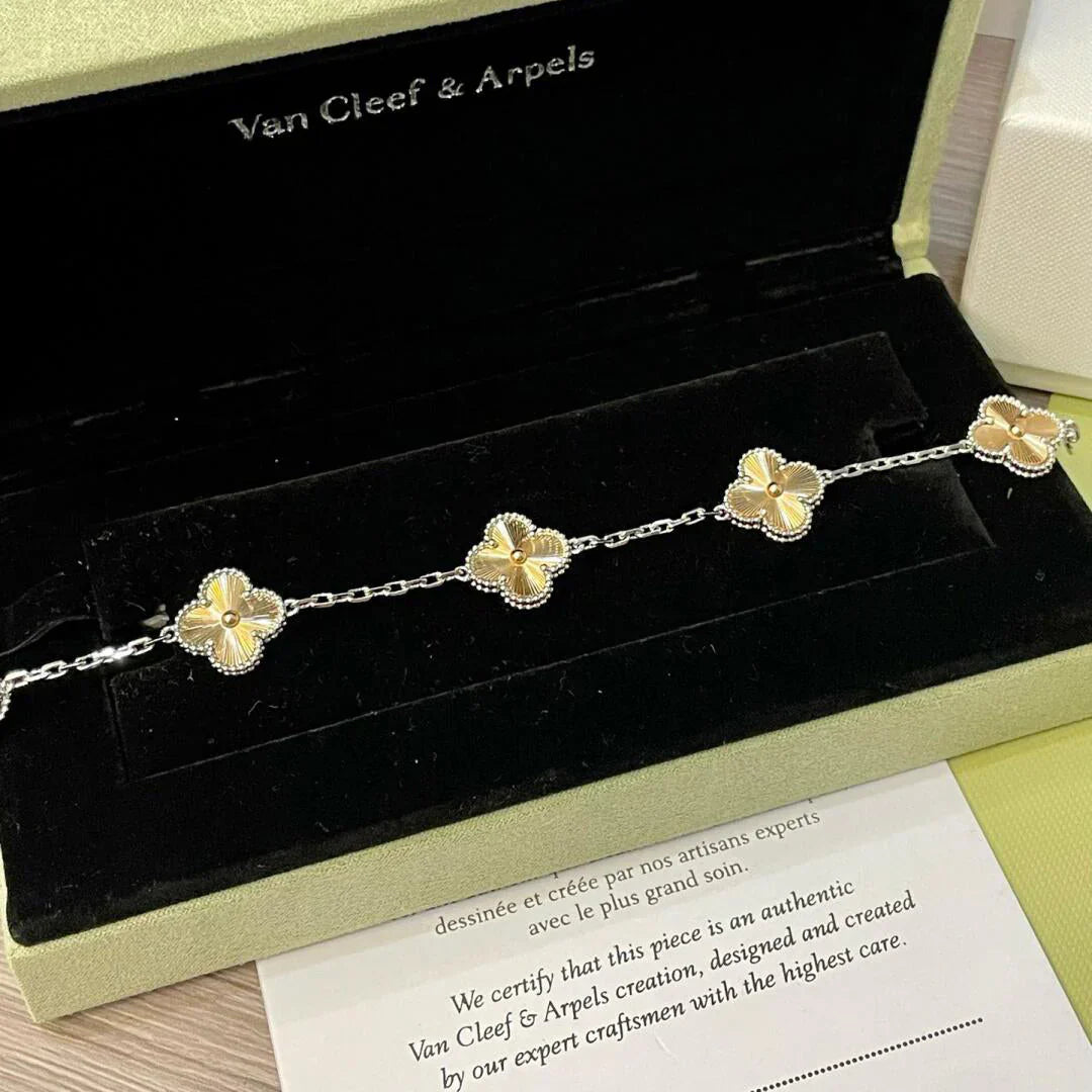 [Peak]LUCKY CLOVER 5-MOTIF BRACELET - LASER COLLECTION