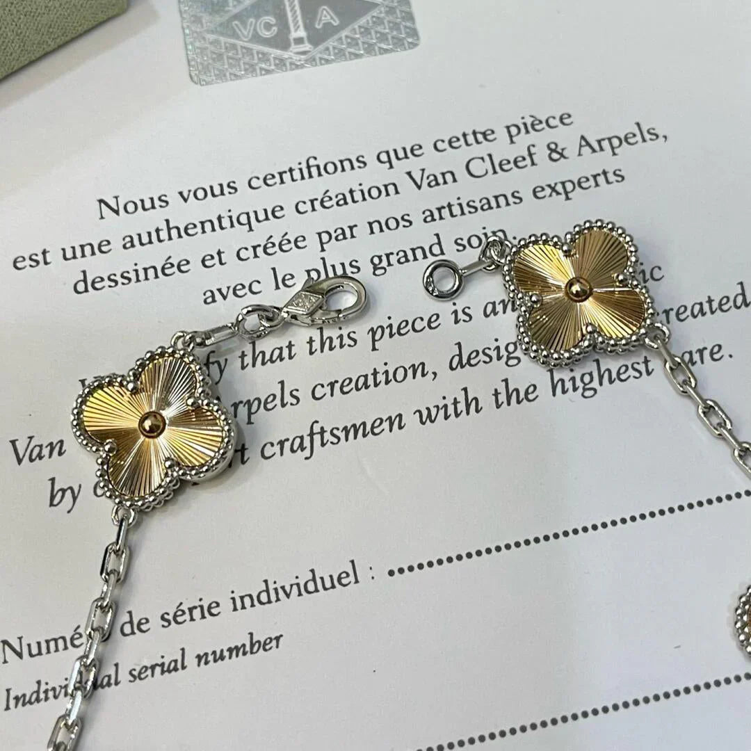 [Peak]LUCKY CLOVER 5-MOTIF BRACELET - LASER COLLECTION