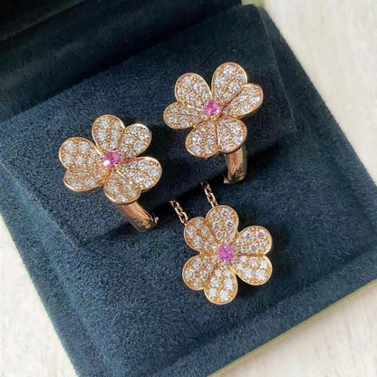 [Peak]PAVÉ DIAMOND BUTTERFLY CHARM NECKLACE
