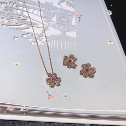 [Peak]PAVÉ DIAMOND BUTTERFLY CHARM NECKLACE