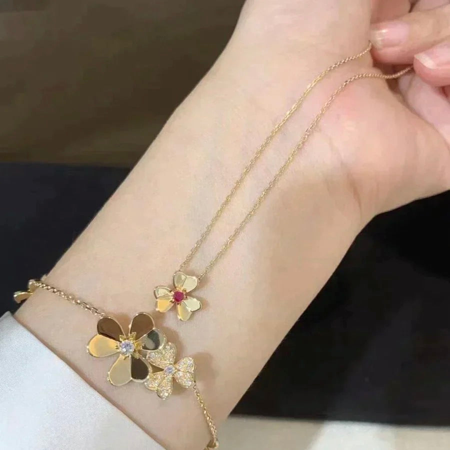 [Peak]FRIVOLE FLORAL CHARM NECKLACE