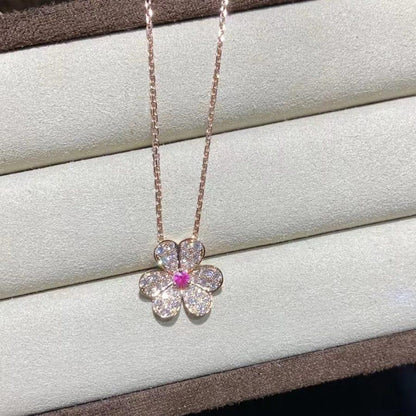 [Peak]PAVÉ DIAMOND BUTTERFLY CHARM NECKLACE